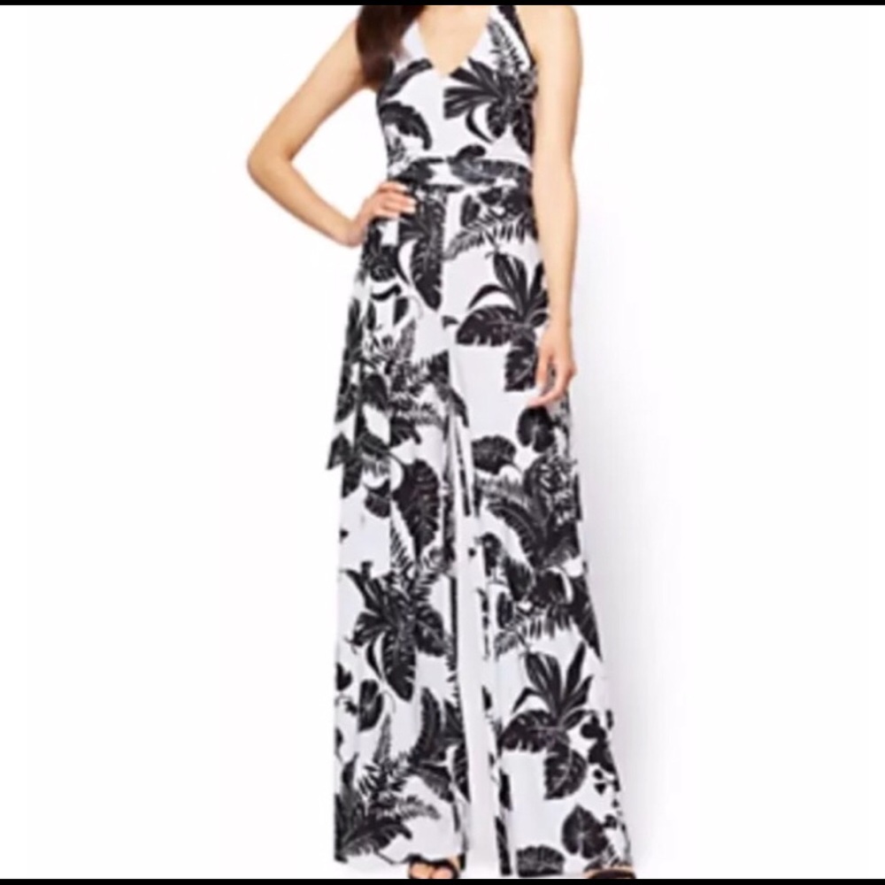 New York & Co jumpsuit